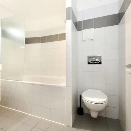 101 - Confortable Avec Kitchenette 5 Apartment